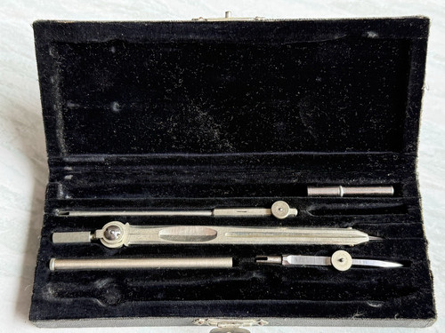 Kern aarau zirkelkasten - &,