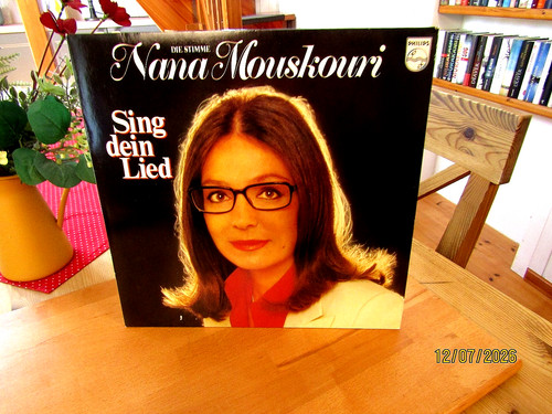 Nana mouskouri sing - nana, "sing