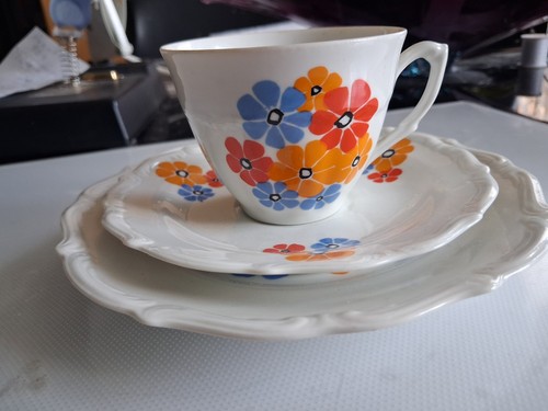 Kleine tasse mit - 1,