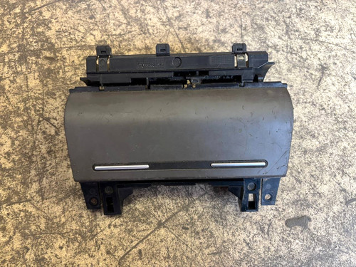 Din aschenbecher vorne audi - 1-din,
