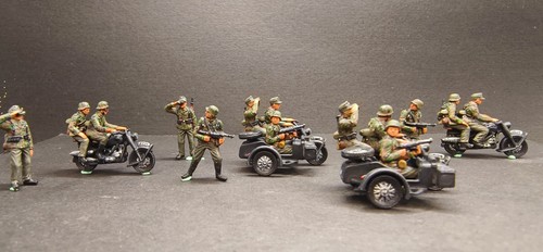 German motorized troops - 1/72,