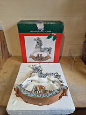 Schneewittchen Weihnachten Schaukelpferd Keramik verpackt Vintage (G4)