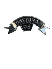 PIN - Motorrad Treffen - Harley DAYTONA USA - 1996 - Schriftzug - Pins