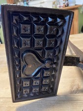 Schönes altes Waffeleisen aus Guss Gusseisen belgisches Eisen seltenes Muster