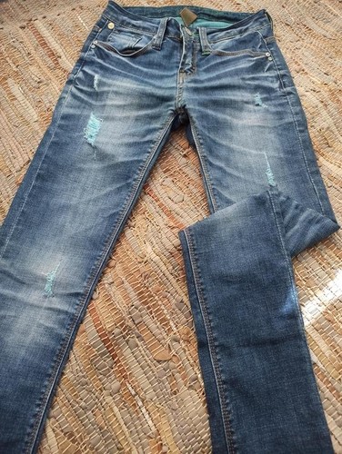 Women one green - one, jeans