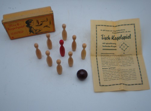 Altes tischkegelspiel mit - altes,