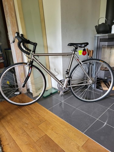 Lovely titanium racing - racing, bike