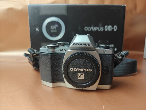 Olympus m10 16 - e-m10, 16.1mp