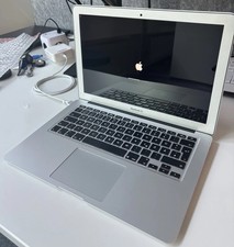 Apple MacBook Air 13,3 Zoll (128GB SSD, Intel Core i5-5250U, 8GB RAM)