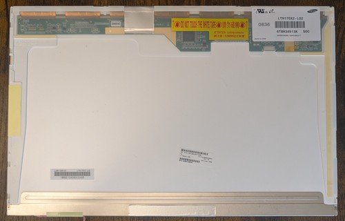 Samsung display - 17,0",