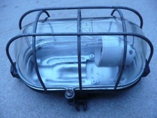 alte, gebrauchte Kellerlampe / Fabriklampe / Stalllampe / Garagenlampe