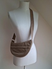 Tasche/Bodybag  in schwarz