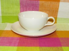 V&B VILLEROY & BOCH - HOME ELEMENTS - Frühstückstasse Tasse + UT d=~17,5cm