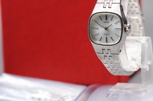 Vintage 1975 neuwertig seiko - vintage,