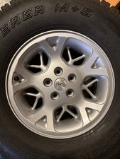 Jeep Grand Cherokee ZJ Originalfelgen (pulverbeschichtet) mit Cooper Discoverer