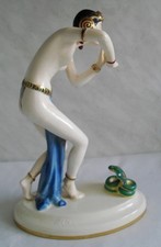 Figur Schlangenbeschwörerin