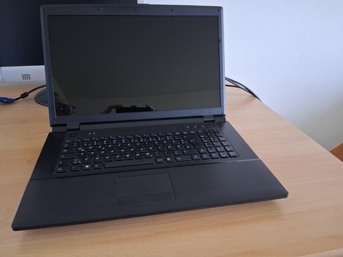 Clevo e7130 laptop intel - e7130,