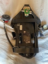 2 Stück MSA Auer BD 96 Pressluftatmer inkl. Lungenautomat