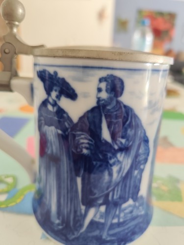 Bierkrug mit zinndeckel von - bierkrug,