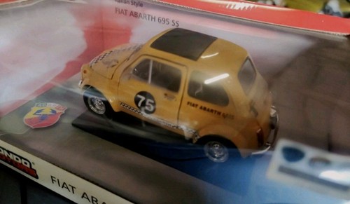 Mondo motors fiat - 1:18, 500