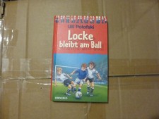 Locke bleibt am Ball - FUSSBALL