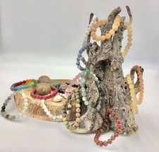 Edelstein-Armbänder nach