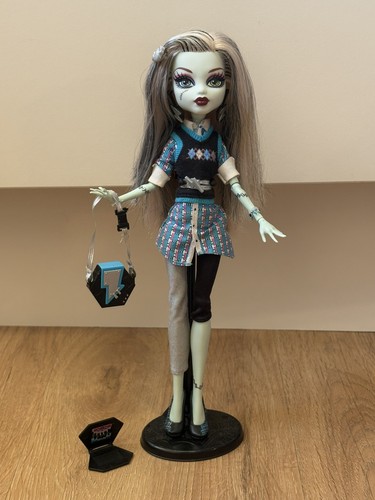 Monster high frankie stein - monster,
