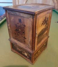 Antike japanische Intarsien