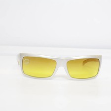 Nouvelle Vogue, Sonnenbrille