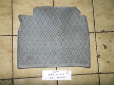 Gummimatte hinten links  1217  grau     W201  Mercedes    kleiner Riss