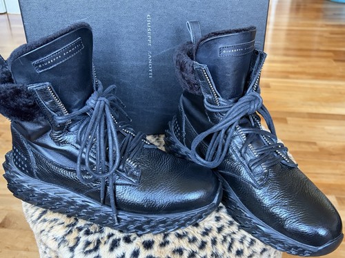 Giuseppe zanotti urchin combat - giuseppe,