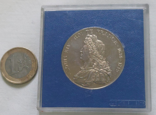 Medaille chateau versailles - chateau,