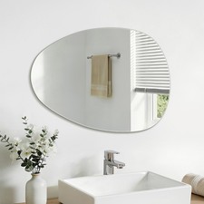 Asymmetrischer Wandspiegel