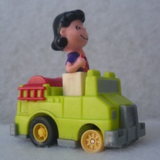 McDonald's Peanuts Lucy im