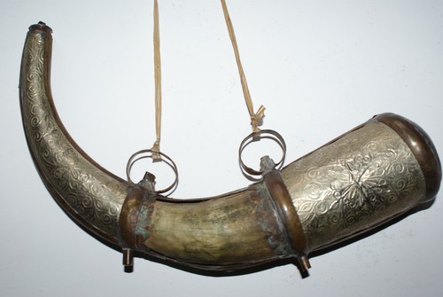 Altes pulverhorn aus - altes, marokko