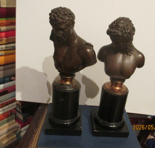 Bronzebüsten