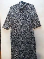 💞Penn&Ink Slinky Kleid 38