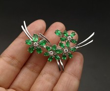 750/18K Weißgold Brosche Brillanten 0,34K VSI Echt Smaragd-Dubl 4,11K Zertifikat