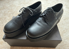 Rundholz Leder Schuh, Plateau