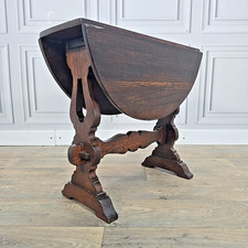Antiker Klapptisch aus Eiche - Holzsofa Couchtisch - ovale Platte geschnitztes Untergestell