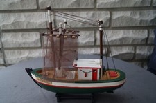 Schönes,sehr gepflegtes Schiffsmodell /Fischkutteraus Holz," Gosch Sylt "