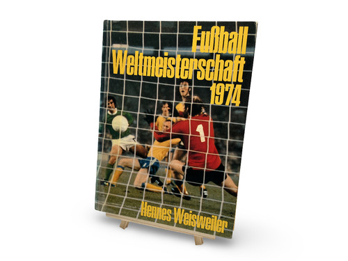 FUßBALL-WELTMEISTERSCHAFT