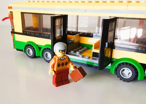 Lego 60154 busbahnhof - lego,