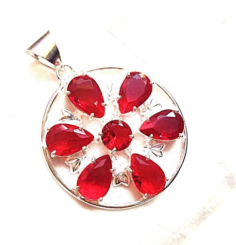 Handgefertigter roter rubin - roter,
