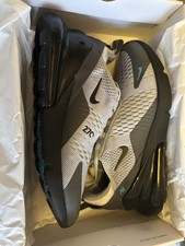 Nike Air Max 270 –