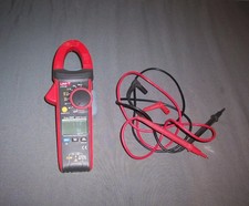 UNI-T UT216C Stromzange - Multimeter - Spezialwerkzeug , Spannung 600 A AC/DC  !