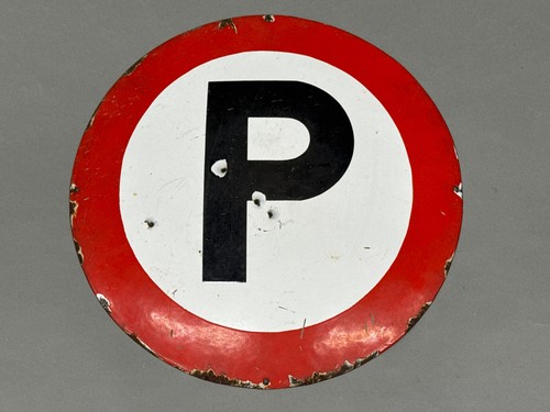 Altes emailschild parkplatz - altes,