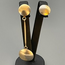 MODERNES DESIGN OHRRINGE AUS