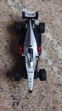 Carrera GO 61421 Formel 1 McLaren Mercedes MP4/17 "No.5 D.Coulthard" 1:43