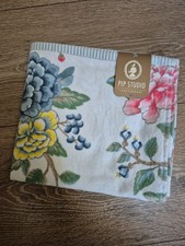 NEU Pip Studio Good Evening